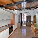 Апартаменти Via Toscana House *