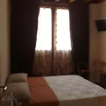 Via Toscana House Апартаменти