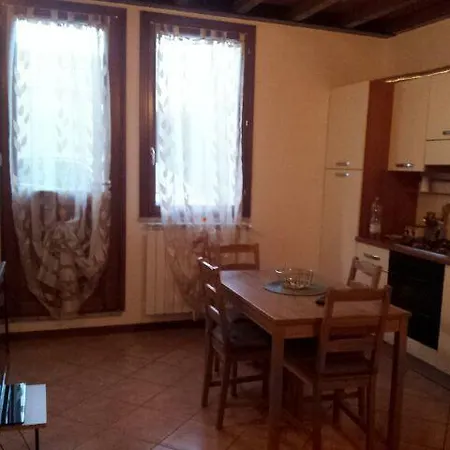 Via Toscana House * Parma