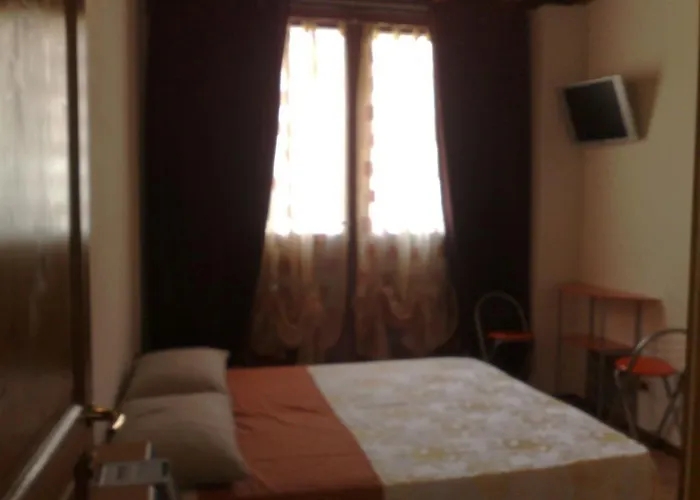 Via Toscana House Апартаменти